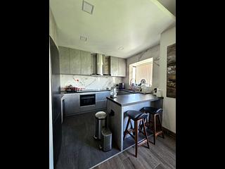 Discovery Bay - Discovery Bay Phase 4 Peninsula Village Caperidge Block 27, Caperidge Drive 03
