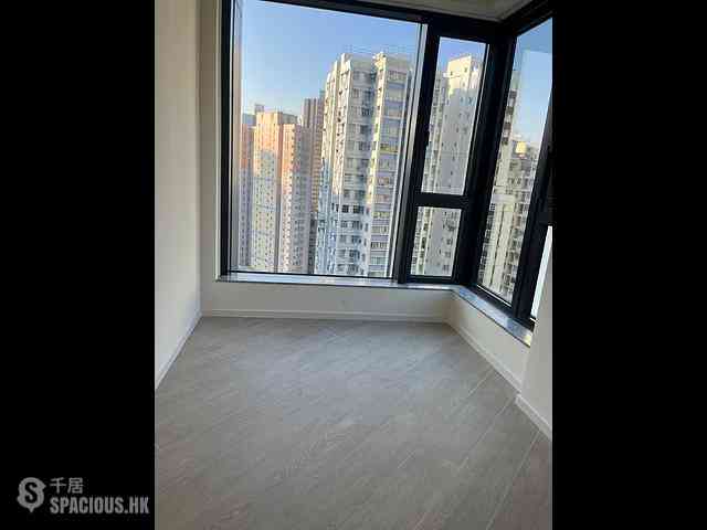 Shau Kei Wan - Oria 03