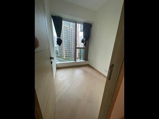 Ngau Tau Kok - Grand Central Phase 1 Block 1 05