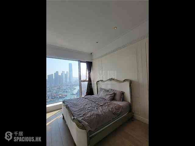 Tai Kok Tsui - One Silversea Tower 7 09