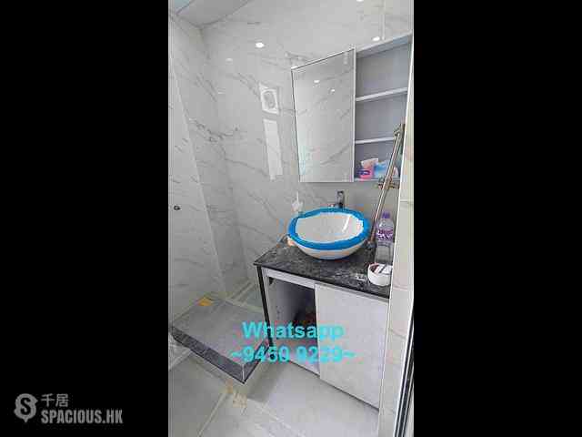 Sai Ying Pun - Tak Yan Building 04