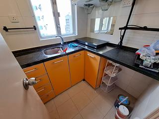 Sai Ying Pun - Tai Hing Building 06