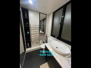 Sheung Wan - 142-146, Bonham Strand 07