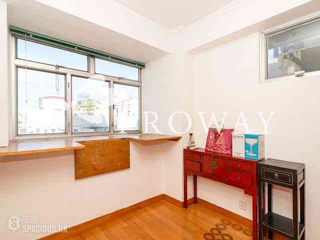 Mid Levels Central - Jadestone Court 03