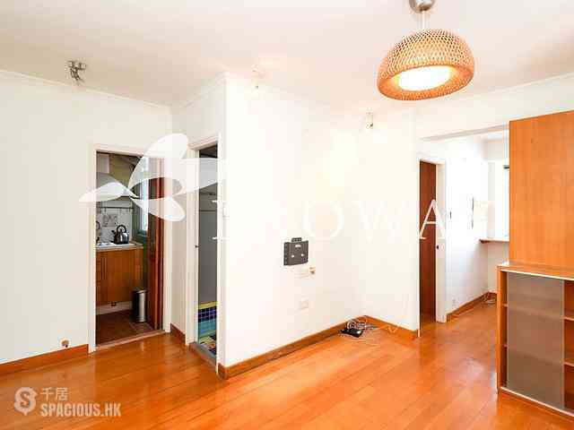 Mid Levels Central - Jadestone Court 04