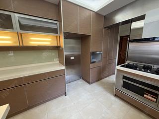 Mid Levels Central - Pearl Gardens 04