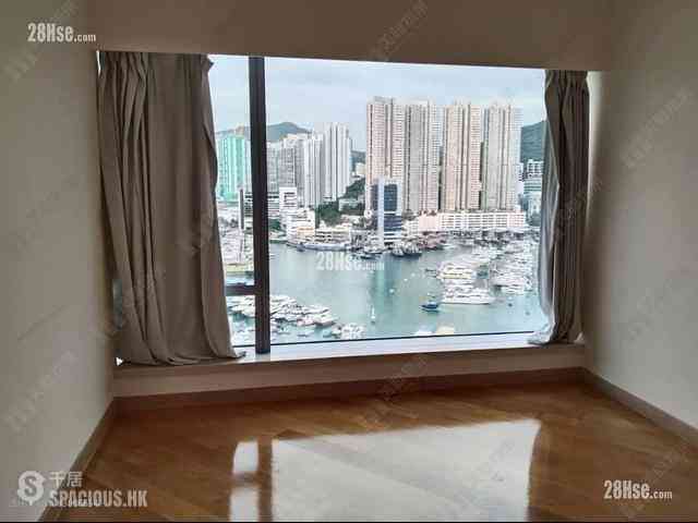 Ap Lei Chau - Larvotto Block 7 01