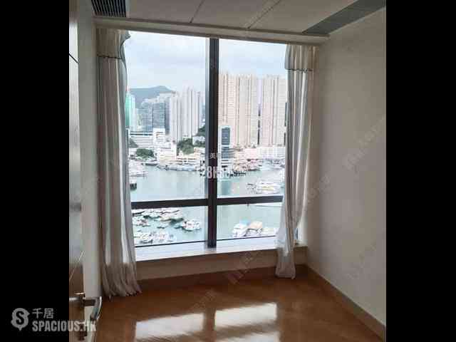 Ap Lei Chau - Larvotto Block 7 02