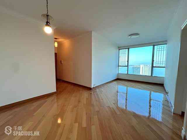 Tung Chung - Coastal Skyline 01