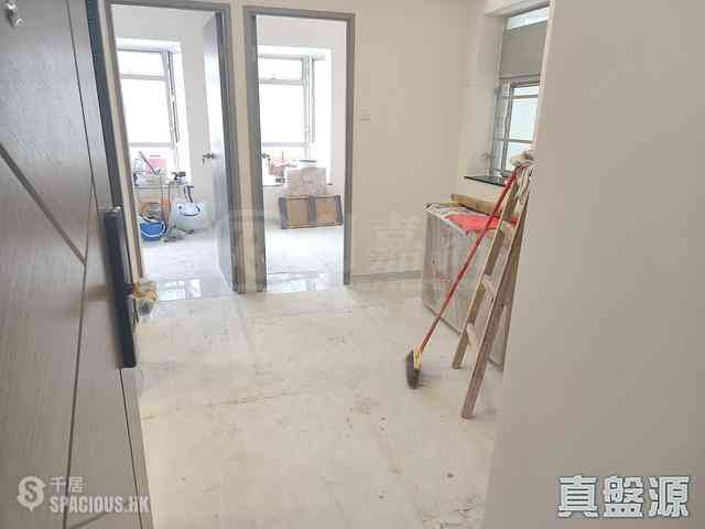 Sha Tin - Shatin Centre Kwong Ning Building (Block H) 01