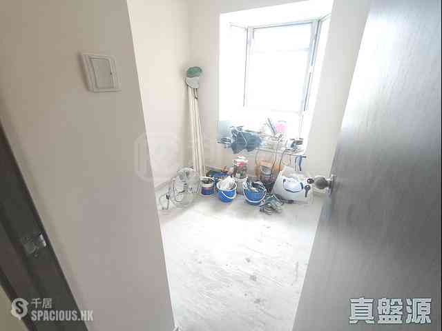Sha Tin - Shatin Centre Kwong Ning Building (Block H) 05