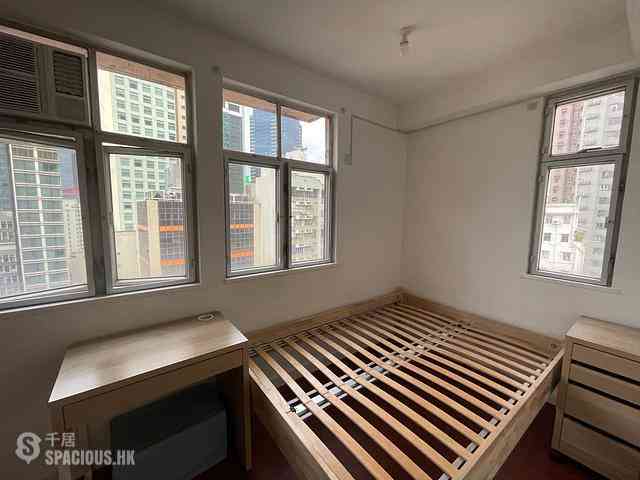 Sheung Wan - Evora Building 06