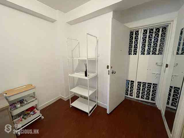Sheung Wan - Evora Building 08