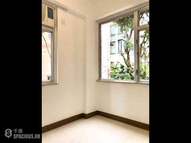 Sai Ying Pun - Chung Yin Court 10