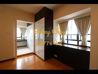Mid Levels Central - Robinson Heights Block 1 08