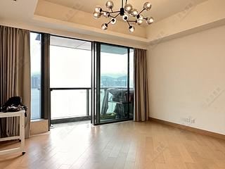 North Point - Victoria Harbour Phase 1B Tower 1 02