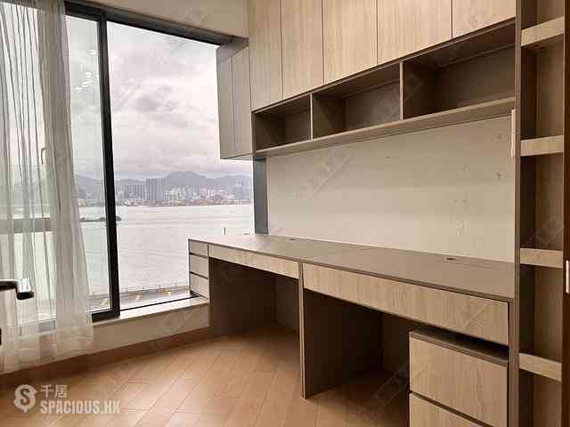 North Point - Victoria Harbour Phase 1B Tower 1 05