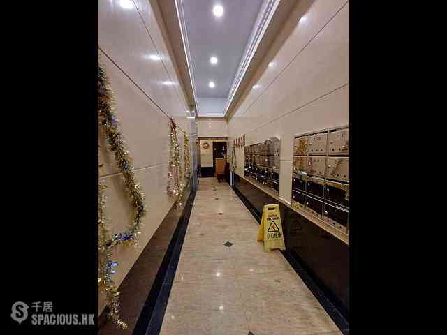 Causeway Bay - Wah Ying Building 08