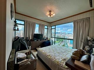 Kam Tin - Parkside Villa Block 1 13