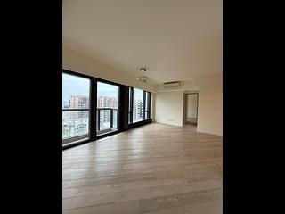 North Point - Fleur Pavilia Tower 1 03