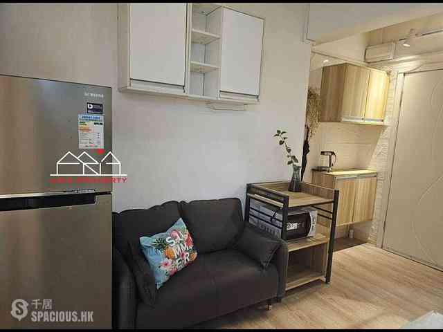 Sheung Wan - 132-134, Wing Lok Street 05