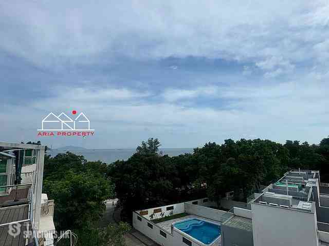 South Lantau - Silver Shore Villa 01