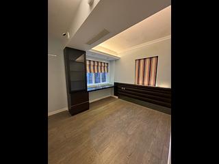 Braemar Hill - Summit Court 09