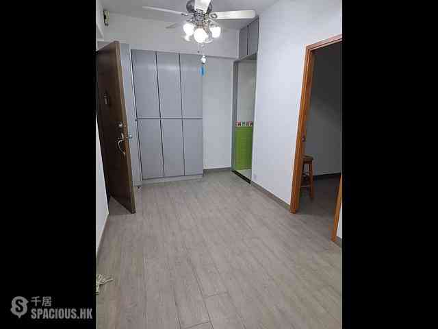 Central - 77-81, Hollywood Road 03