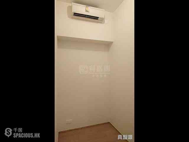 Tai Wai - The Met. Acappella Wing 2 06