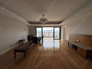 Stubbs Road - Evergreen Villa Block A 02