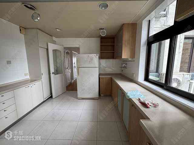 Stubbs Road - Evergreen Villa Block A 03