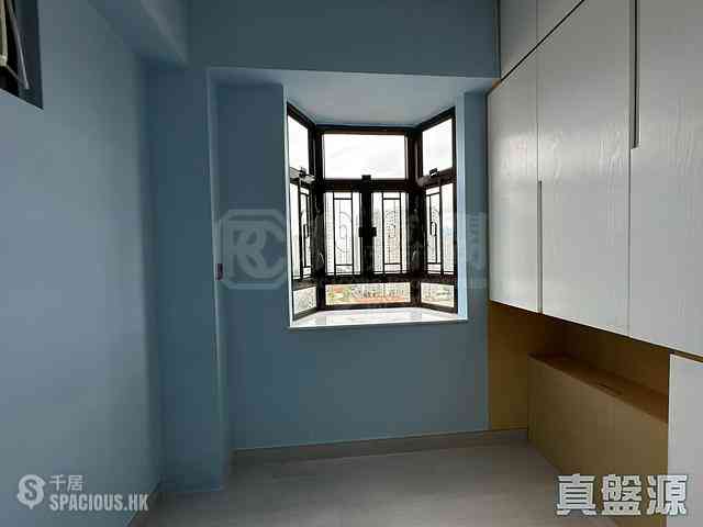 Sha Tin - Wai Wah Centre Block 4 06