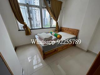 Sai Ying Pun - 192-194, Queen's Road West 03