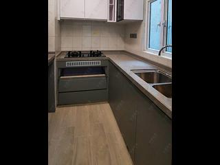 Wan Chai - Phoenix Court Block 4 13