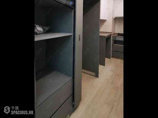 Wan Chai - Phoenix Court Block 4 14