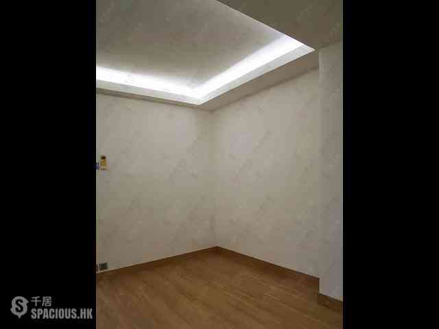 Wan Chai - Phoenix Court Block 4 15