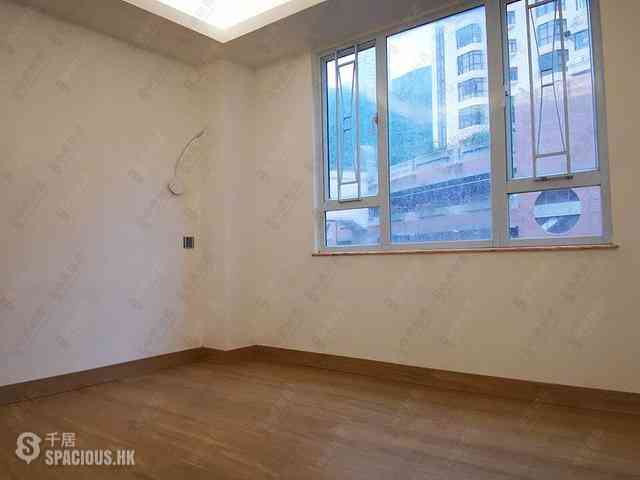 Wan Chai - Phoenix Court Block 4 21
