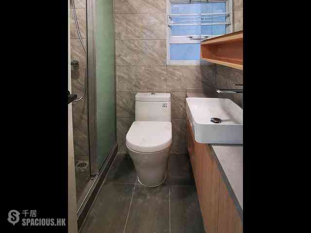 Wan Chai - Phoenix Court Block 4 23