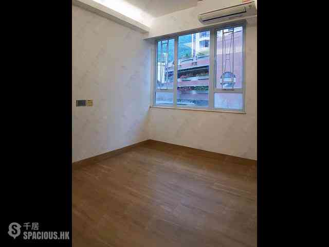 Wan Chai - Phoenix Court Block 4 24