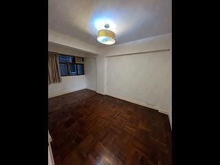 Mid Levels West - Hing Wah Mansion Block A 08
