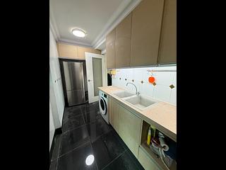 Yau Ma Tei - King's Park Villa 11