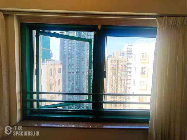 Kennedy Town - Shun Cheong Building 03