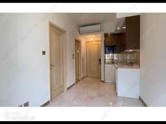 Sai Ying Pun - 63, Pokfulam Amber House (Tower 1) 01