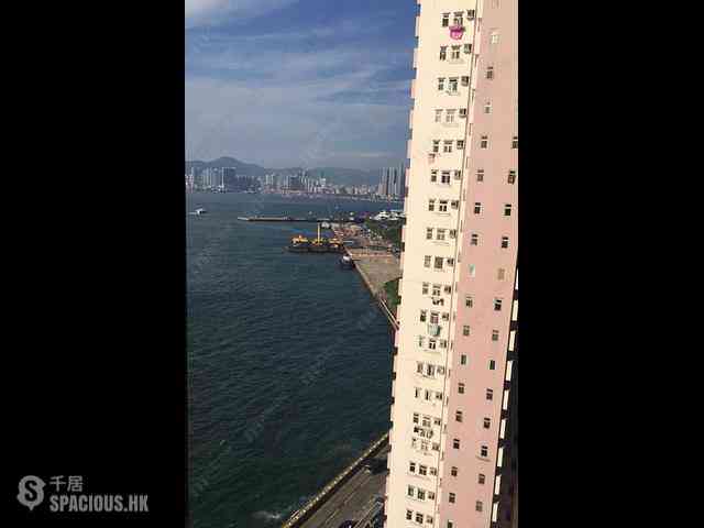 Kennedy Town - The Merton Tower 1 01