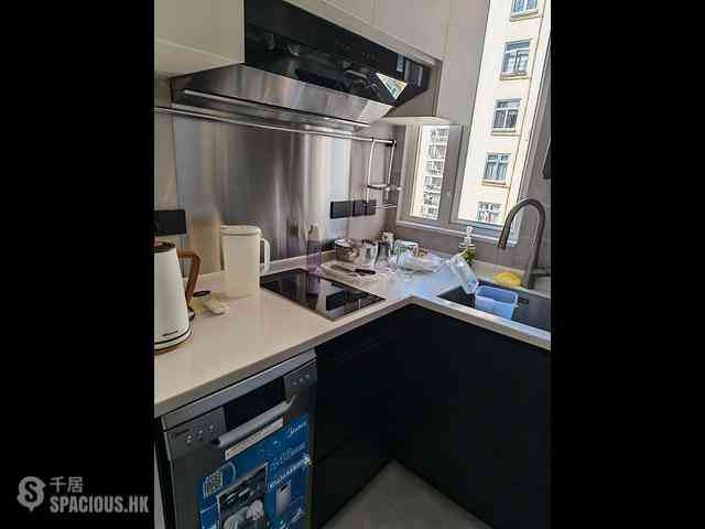 Lai Chi Kok - Mei Foo Sun Chuen Phase 6 01