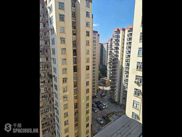 Lai Chi Kok - Mei Foo Sun Chuen Phase 6 03