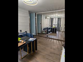 Lai Chi Kok - Mei Foo Sun Chuen Phase 6 05