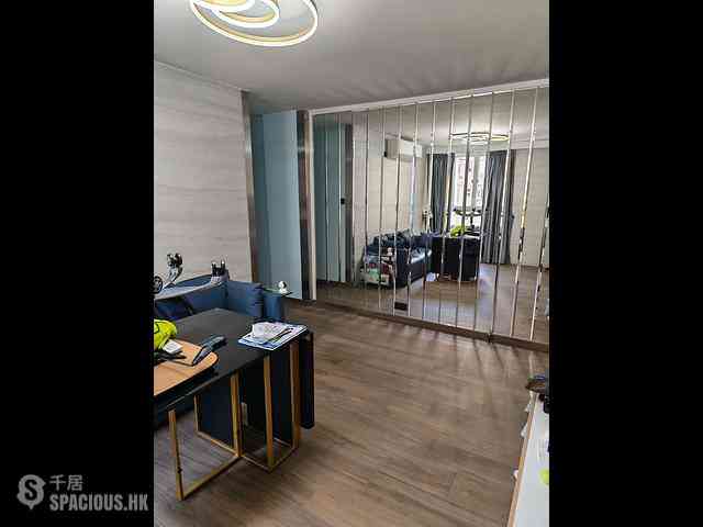 Lai Chi Kok - Mei Foo Sun Chuen Phase 6 05