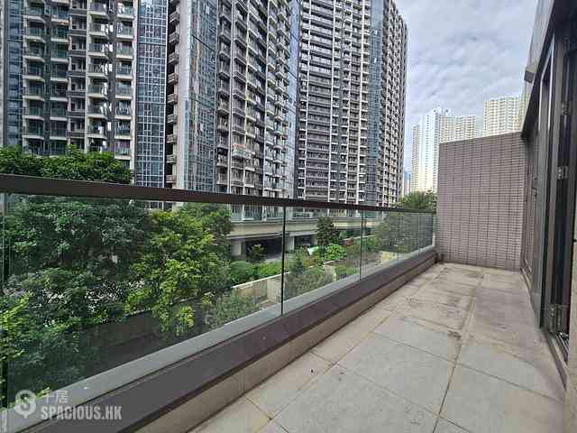 Tung Chung - The Visionary 25