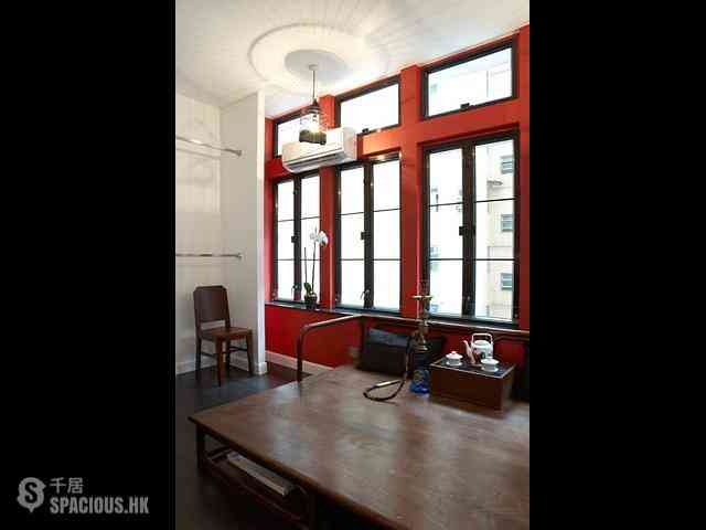 Sheung Wan - Tak Fung Building 03